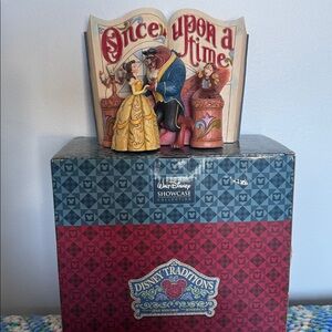 Disney Showcase Jim Shore Beauty and The Beast Love Endures